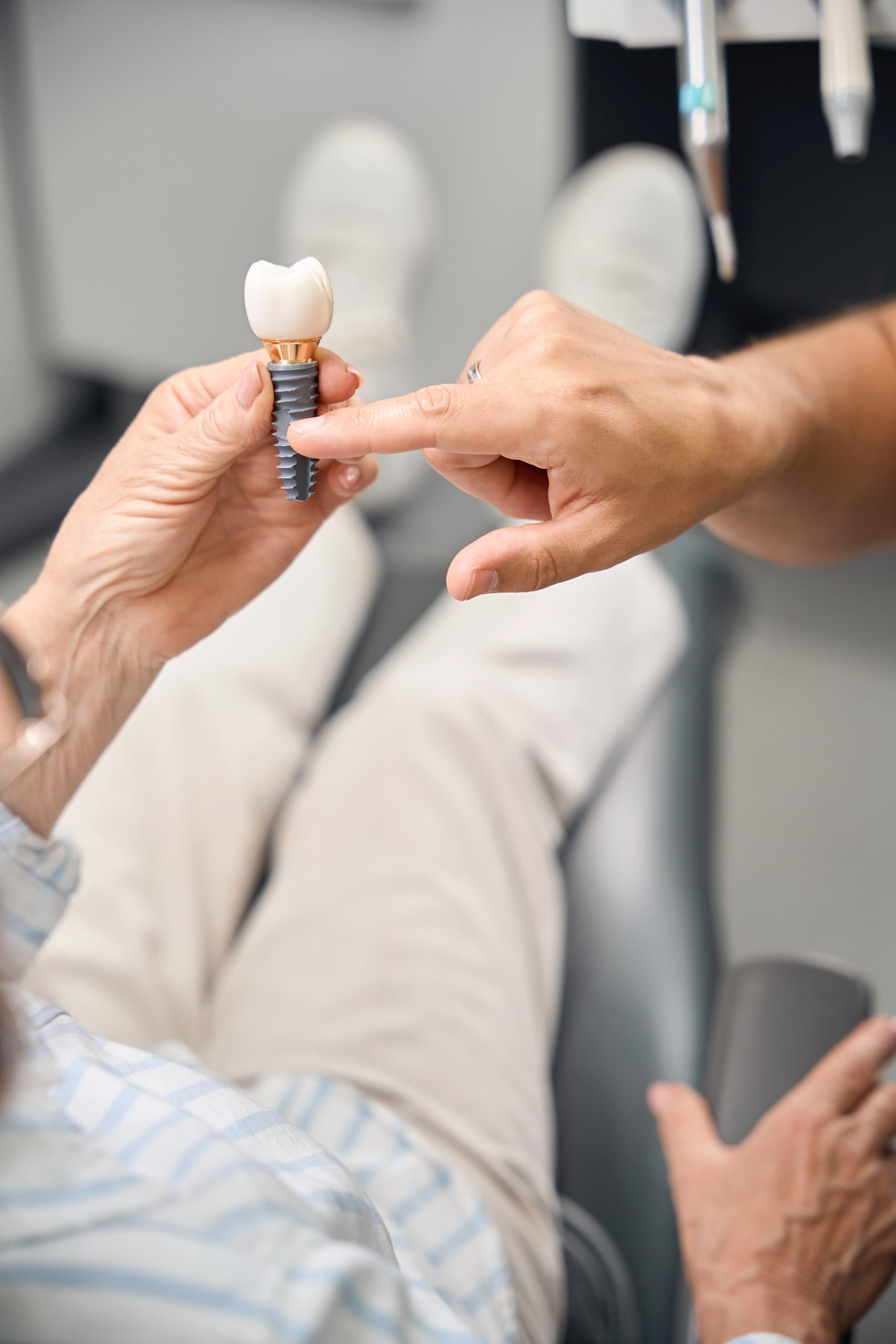 Dental implant — tooth replacement